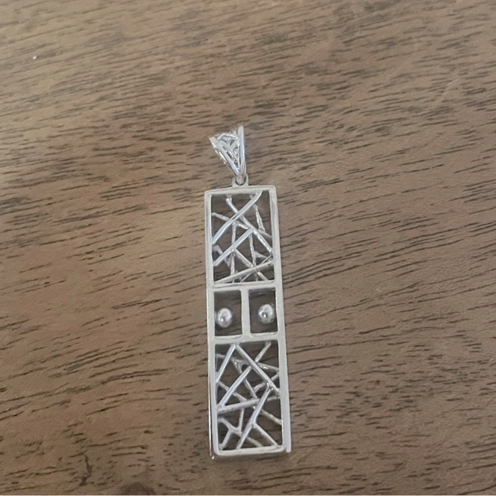 Chic Silver Geometric Necklace